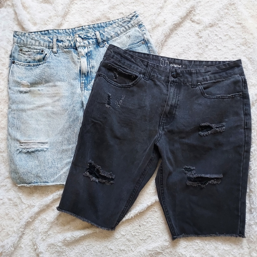 Bundle (2) Black & Acid Wash Blue Distressed Jean Shorts Size 34 Summer Normcore